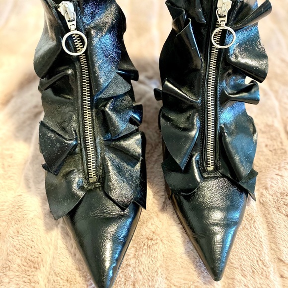 ZARA Ruffle Zip Up Ankle boots - Picture 3 of 7